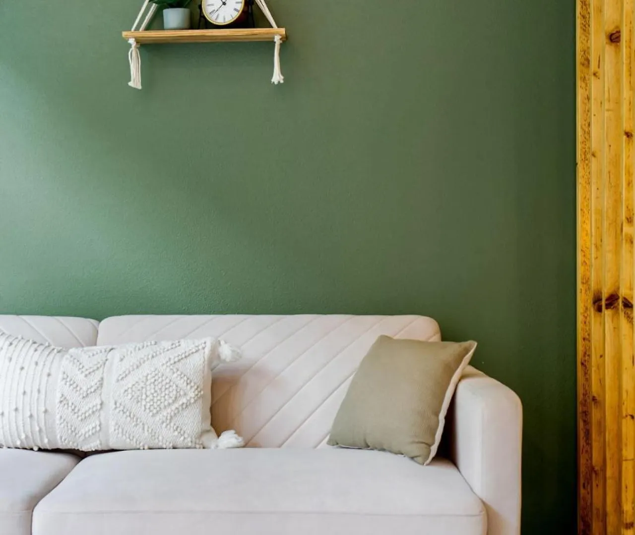 103 Belltown Modern And Bright In The Heart Of Belltown Queen Bed Seattle